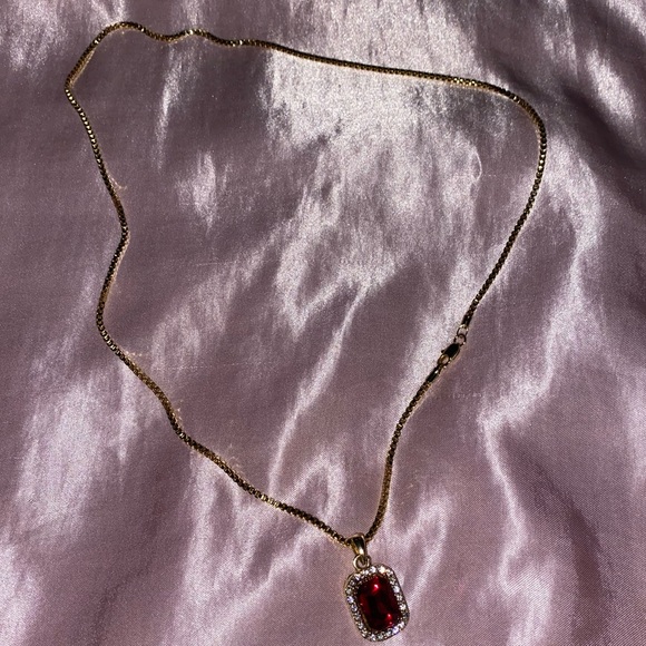 Gold Rhinestone Necklace - Picture 1 of 8